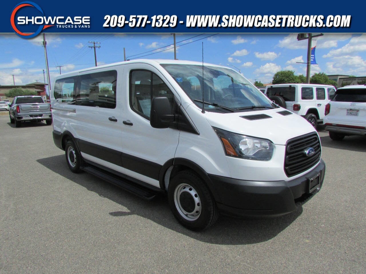 2019 Ford Transit Passenger Wagon 150 XL 3dr SWB Low Roof Passenger Van w/Sliding Side Door in Oxford White — front three-quarter view