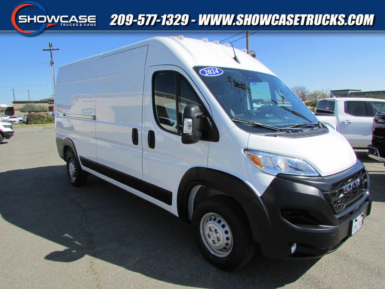 2024 RAM ProMaster Cargo Van Tradesman in Bright White Clearcoat — front three-quarter view