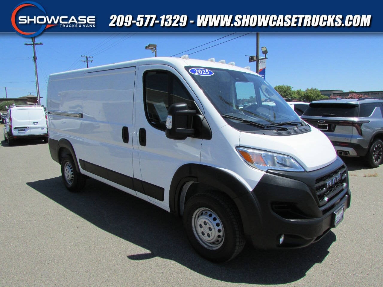 2025 RAM ProMaster Cargo Van Tradesman in Bright White Clearcoat — front three-quarter view